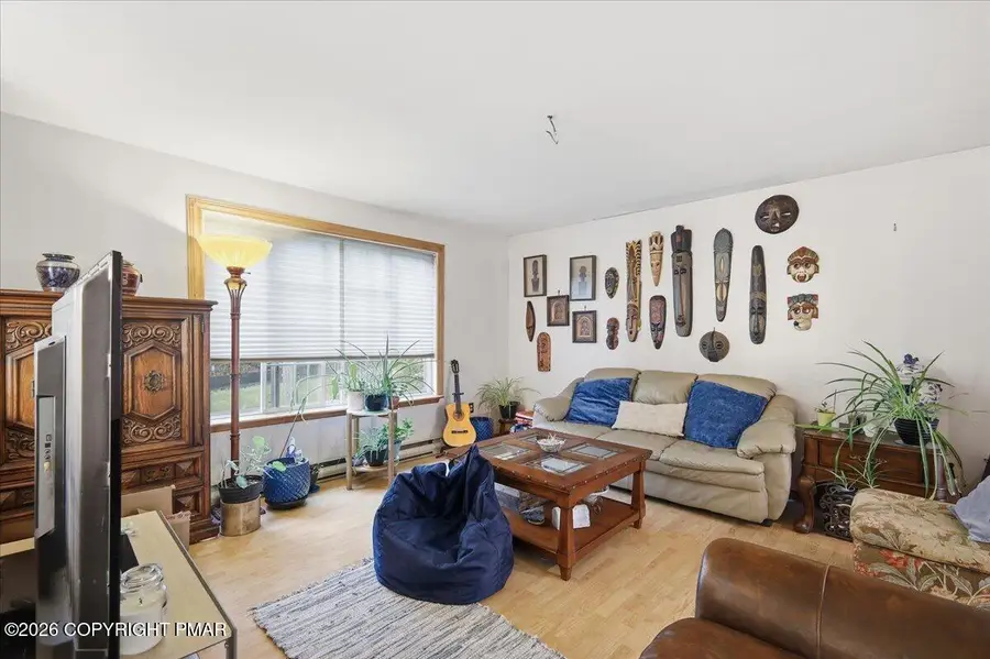 1197 Hunters Woods Drive, East Stroudsburg, PA 18301 - #3