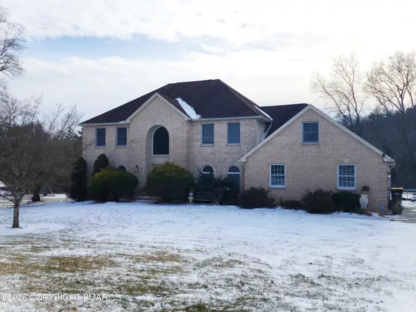 602 Little Mayfair Court, Stroudsburg, PA 18360