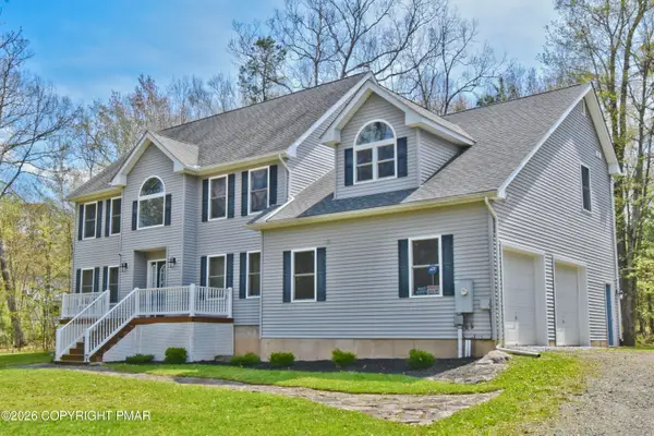 210 Grouse Run, Cresco, PA 18326