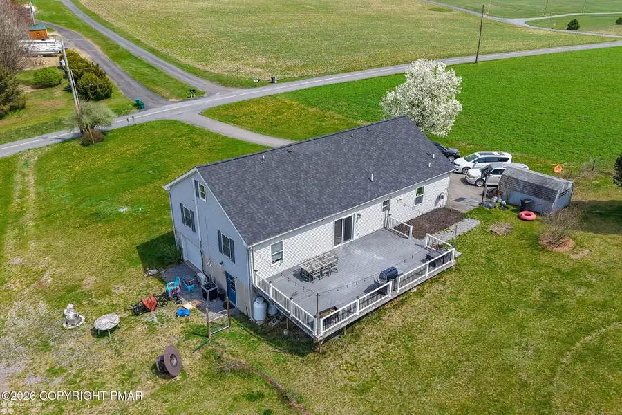 8738 Cardinal Road, New Tripoli, PA 18066 - #3
