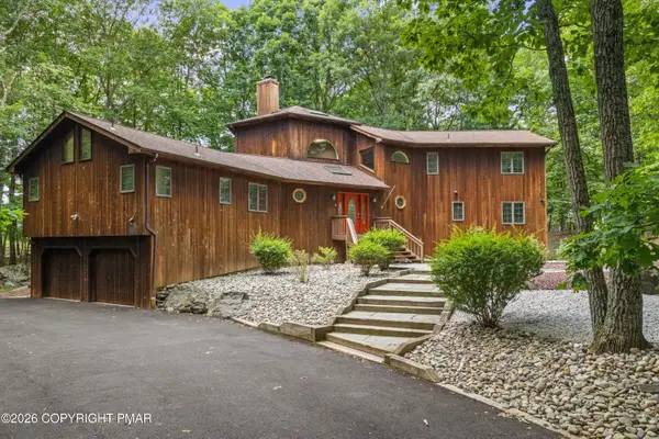 3282 Stonehenge Drive, East Stroudsburg, PA 18301