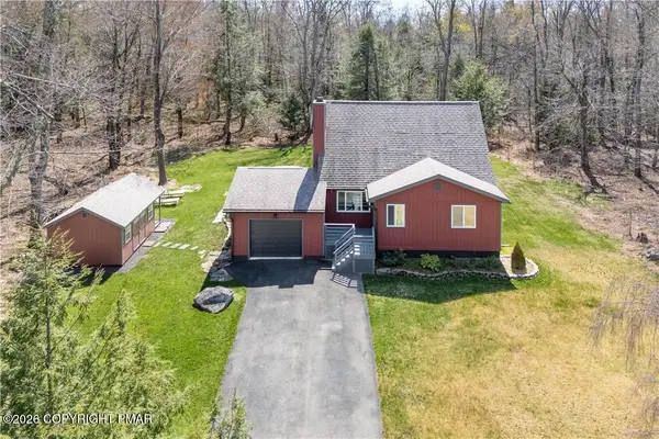1013 Navajo Trail, Gouldsboro, PA 18424