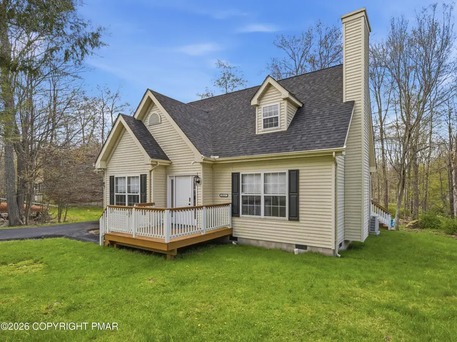 8555 Bumble Bee Way, Tobyhanna, PA 18466 - #2