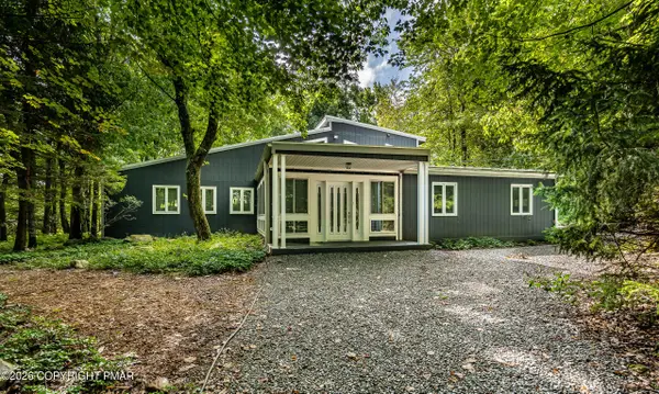 11 Mason Street, Mount Pocono, PA 18344