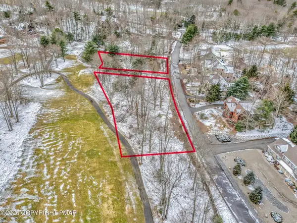 F40 Kent Clarke Road, Lake Harmony, PA 18624