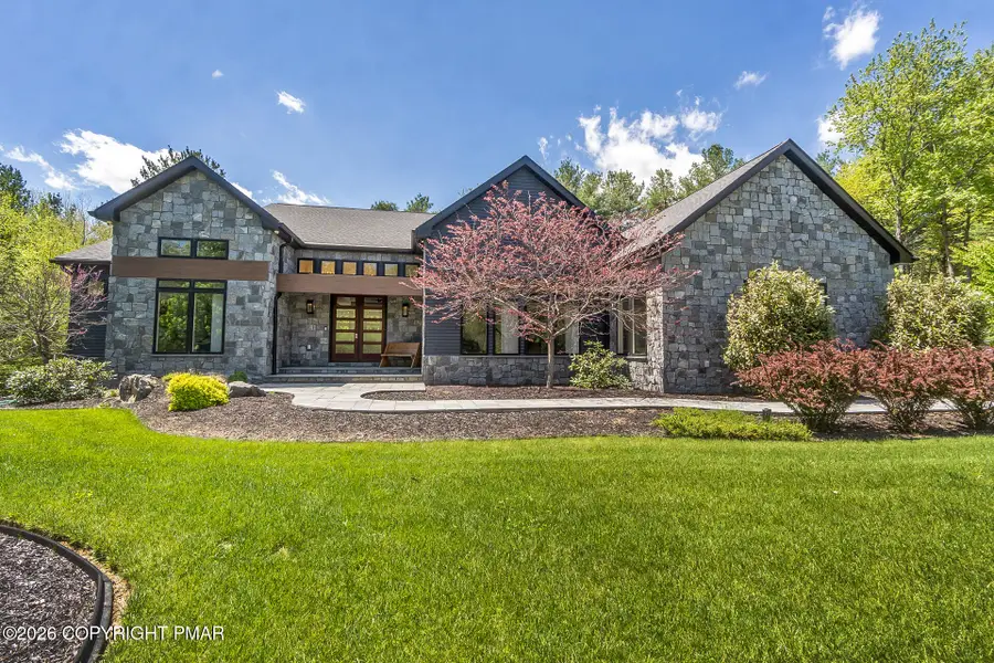 95 Nottingham Court, Palmerton, PA 18071 - #2