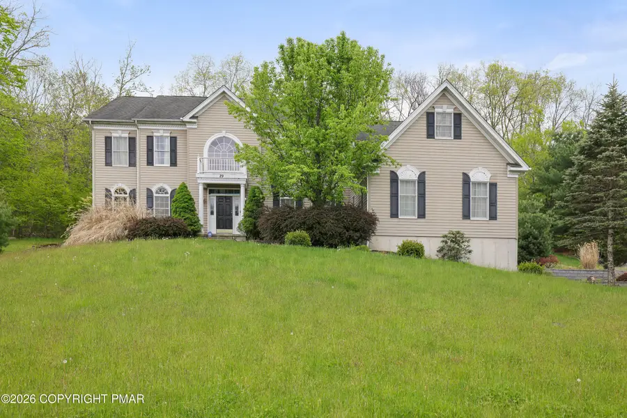 258 Rising Meadow Way, East Stroudsburg, PA 18302 - #2