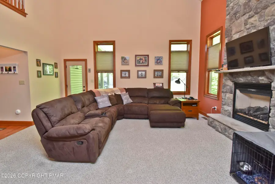 1007 Jefferson Drive, East Stroudsburg, PA 18301 - #3
