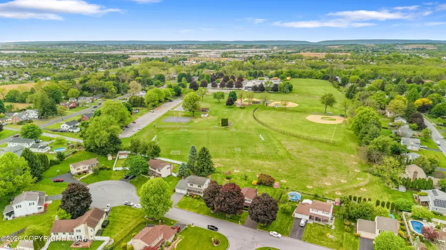 2213 High Point Court, Easton, PA 18045 - #3
