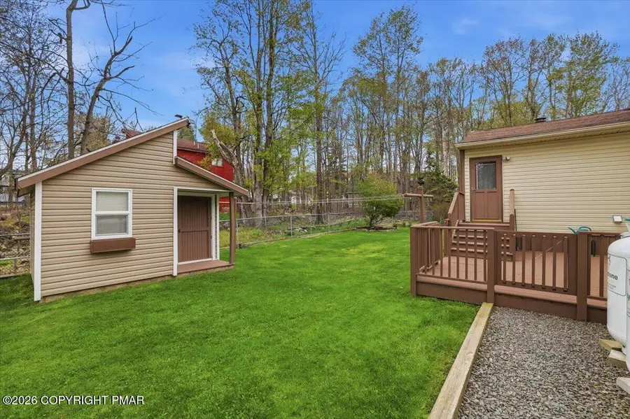 8495 Bumble Bee Way, Tobyhanna, PA 18466 - #2