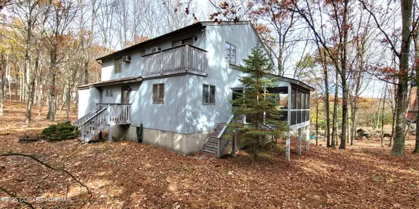 130 Bellingham Drive, Bushkill, PA 18324