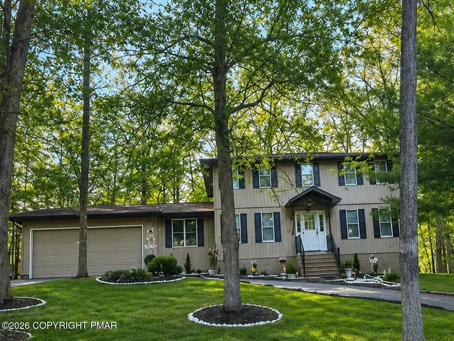 108 Hobbit Drive, Tamiment, PA 18371 - #2