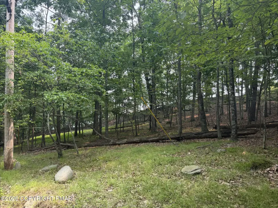 286 Hillock Court, East Stroudsburg, PA 18302 - #3