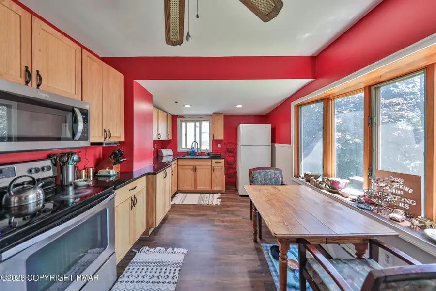 417 S 3rd Street, Lehighton, PA 18235 - #3