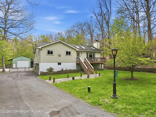 3724 Bristol Circle E, East Stroudsburg, PA 18302