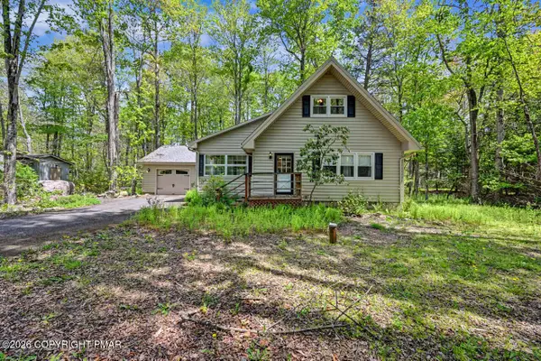 122 Sweet Briar Road, Pocono Pines, PA 18350