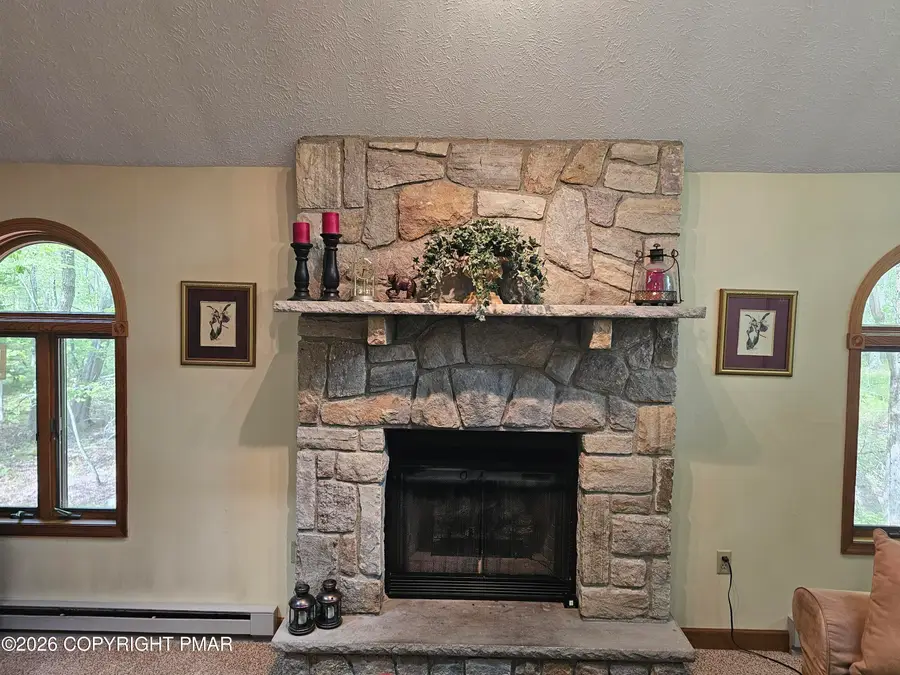 157 Cardinal Lane, Pocono Lake, PA 18347 - #2