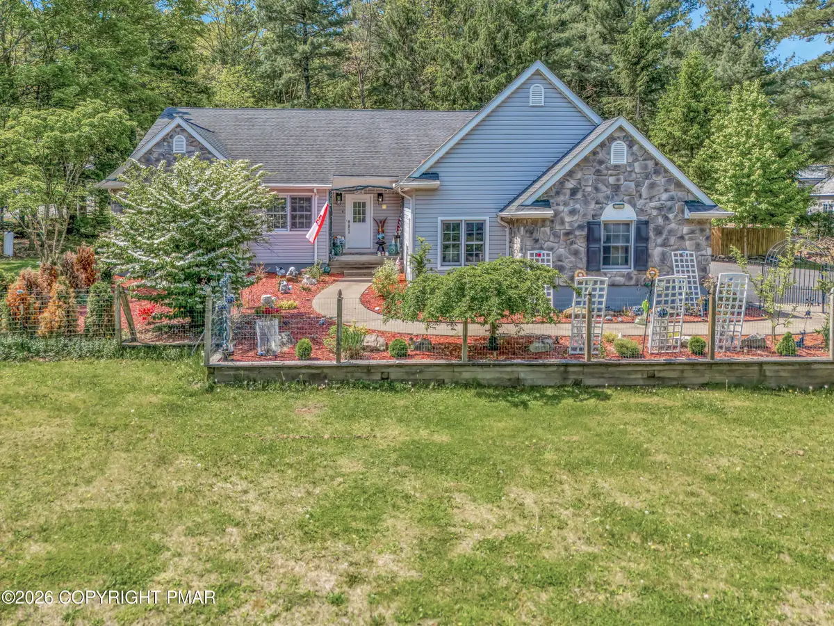 4 Jonathans Way, Henryville, PA 18332 - #1