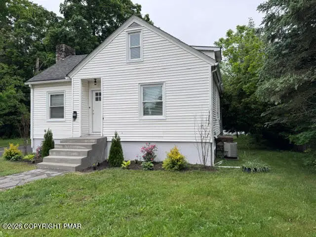 203 Pokona Avenue, Stroudsburg, PA 18360 - #2