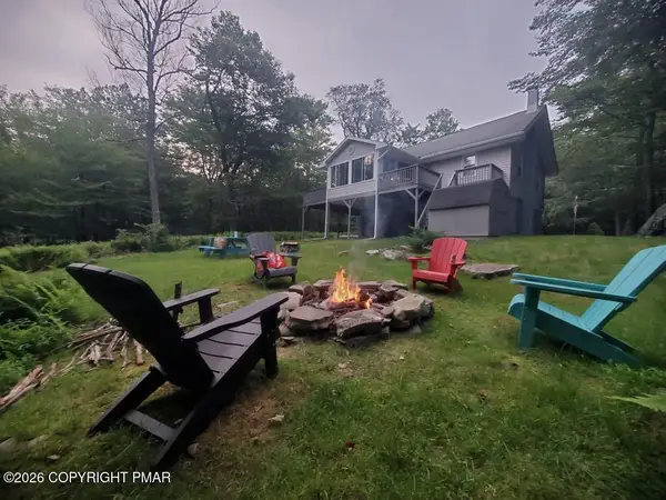 1061 Ridge Drive, Gouldsboro, PA 18424