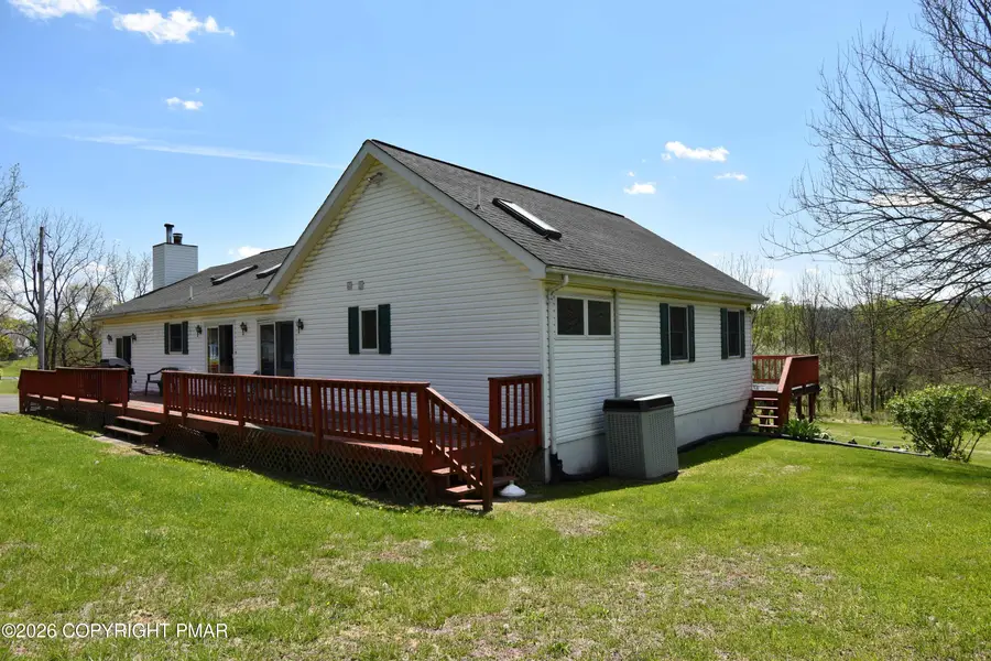 160 Quiet Valley Road, Mount Bethel, PA 18343 - #2