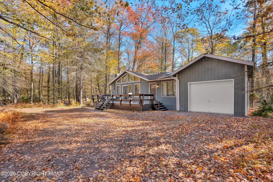 6 Ingrid Drive, Clifton, PA 18424 - #2
