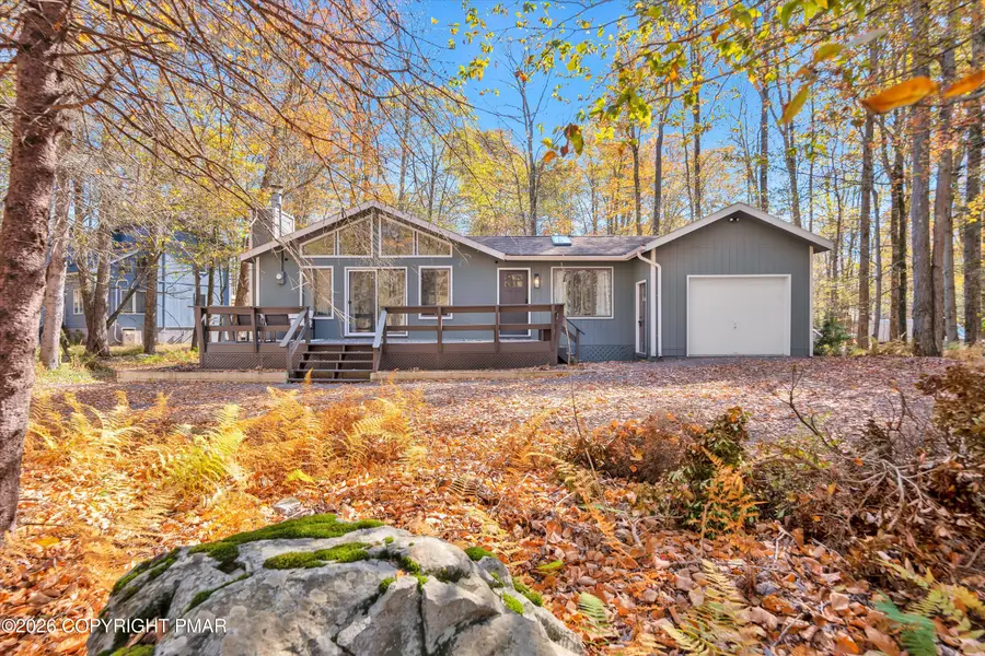 6 Ingrid Drive, Clifton, PA 18424 - #3