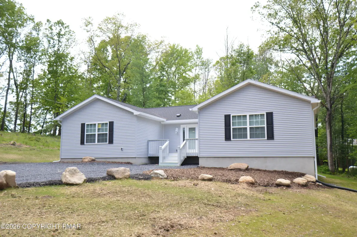 19 Sleepy Hollow Lane, East Stroudsburg, PA 18302 - #1