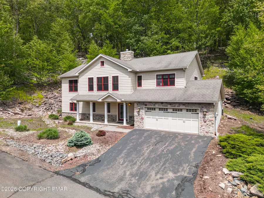 54 Bluestone Court, Lake Harmony, PA 18624 - #2