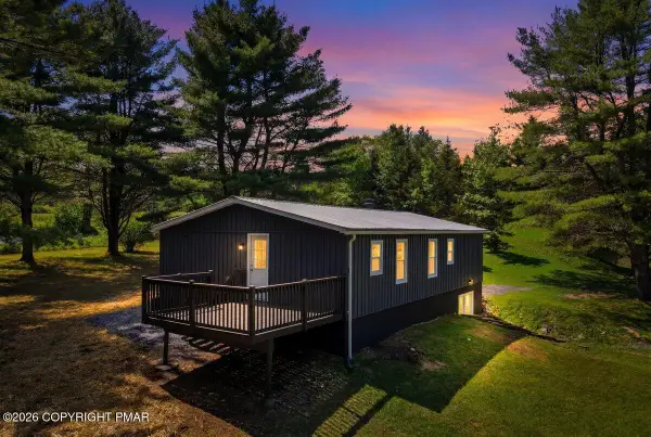 155 Blooming Grove Road, Hawley, PA 18428
