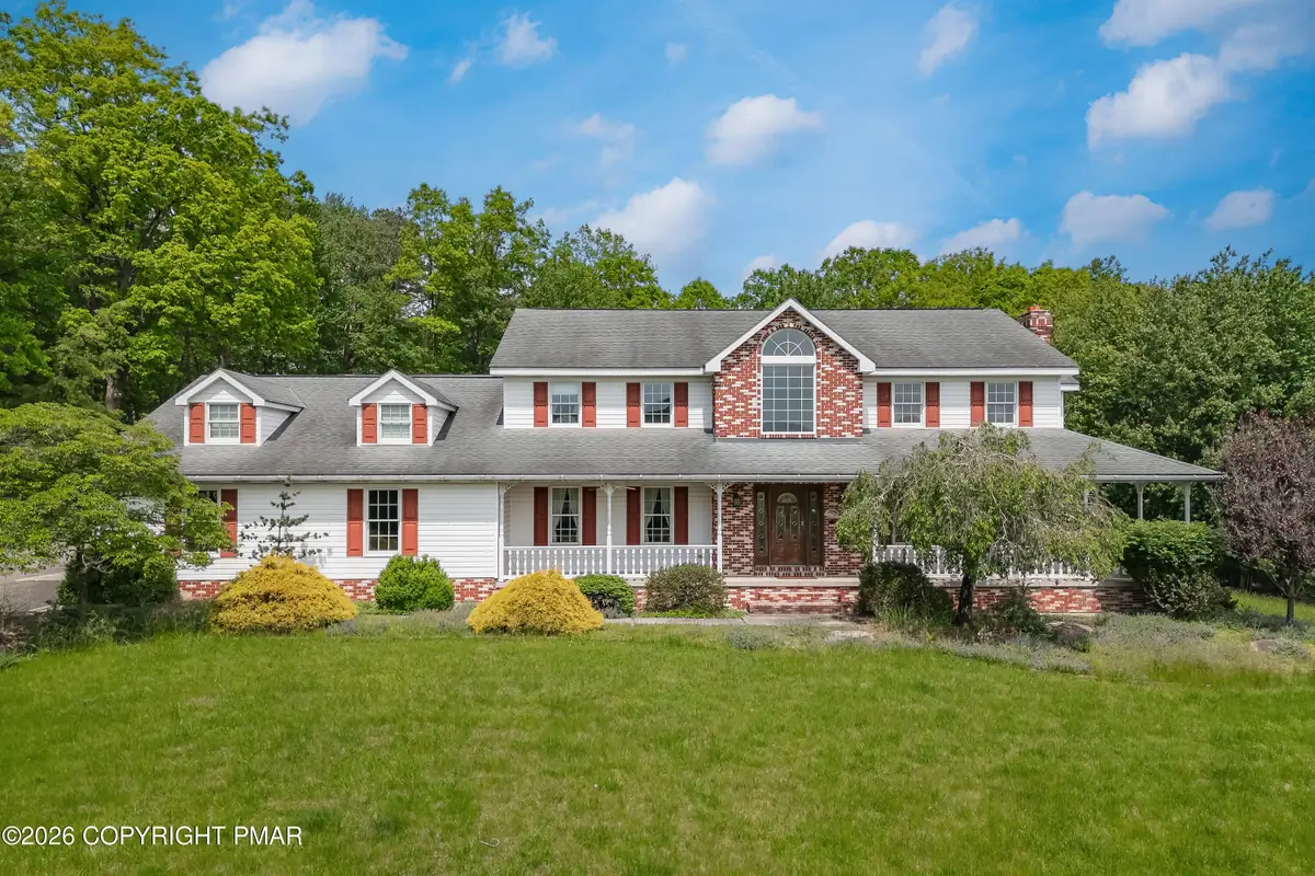 324 W 10th Street, Jim Thorpe, PA 18229 - #1