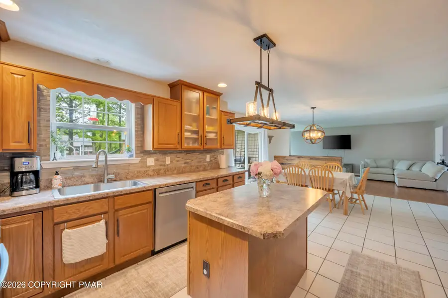 194 Tumbleweed Drive, Effort, PA 18330 - #3