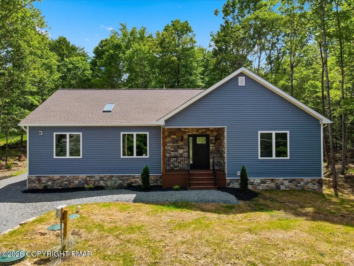 124 Wallenpaupack Drive, Greentown, PA 18426 - #1
