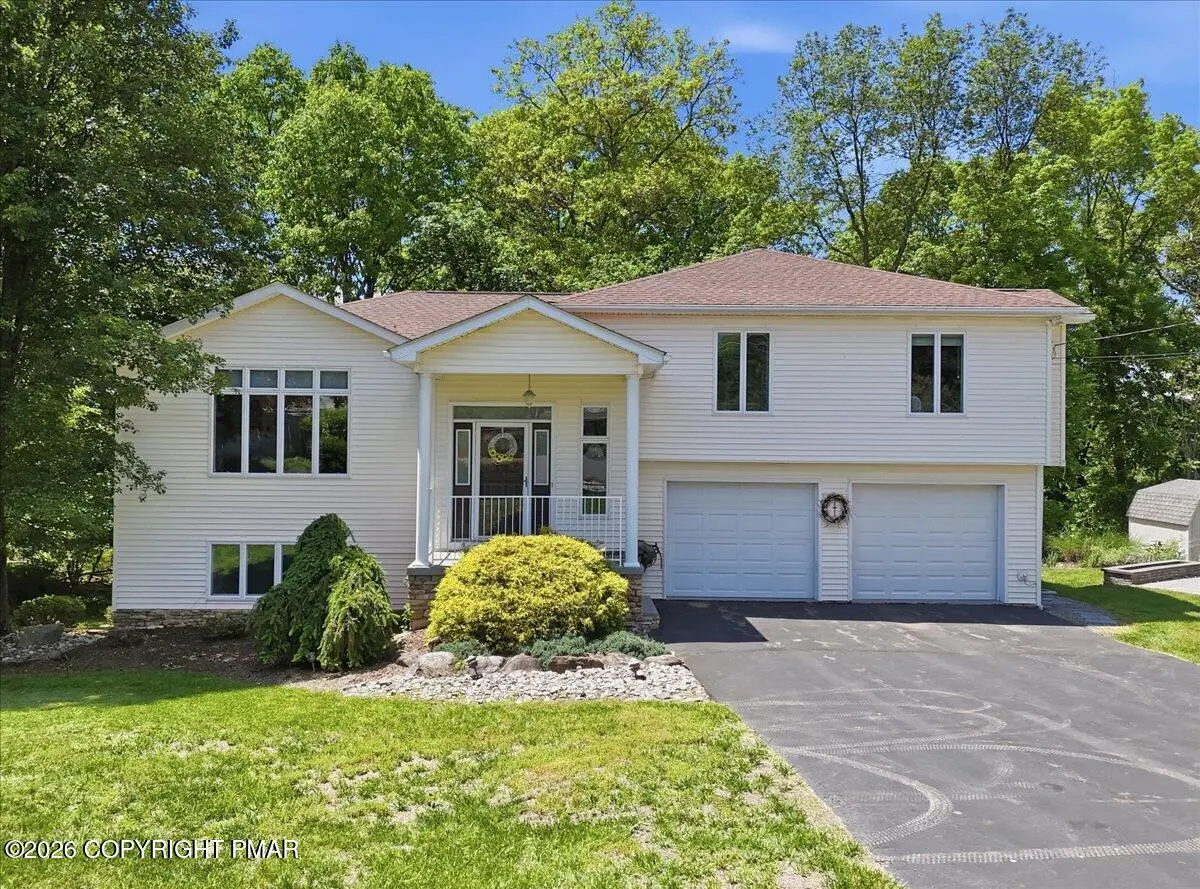 240 Oxford Circle, Stroudsburg, PA 18360 - #1
