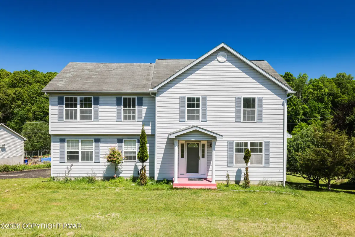 302 Rustic Drive, East Stroudsburg, PA 18302 - #1