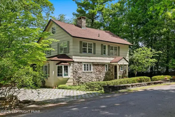 315 W Gate Road, Buck Hill Falls, PA 18323