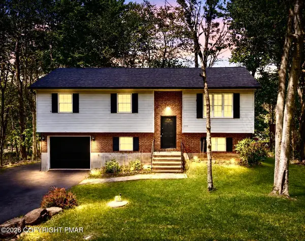 9807 Deerwood Drive, Tobyhanna, PA 18466