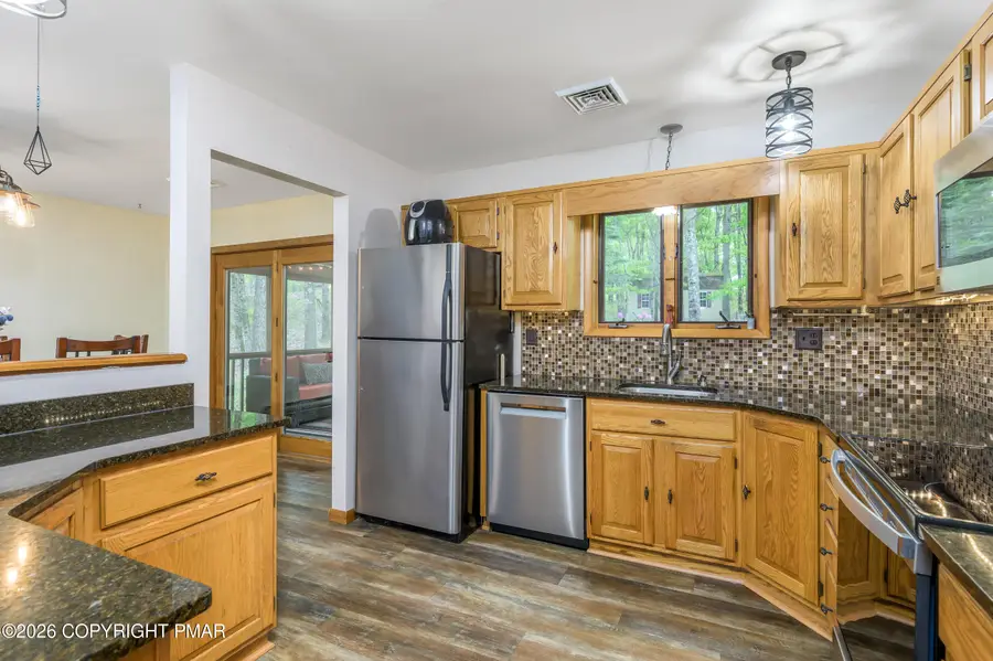 1430 N Rocky Mountain Drive, Effort, PA 18330 - #3