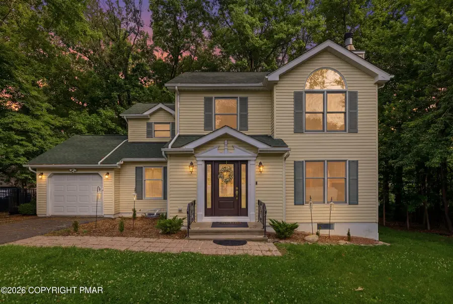 284 Mary Street, East Stroudsburg, PA 18301 - #2