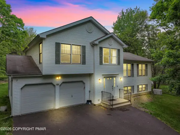 1727 Clover Road, Long Pond, PA 18334