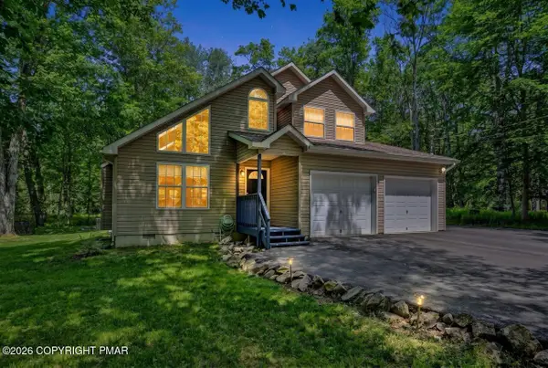 125 Cardinal Lane, Pocono Lake, PA 18347