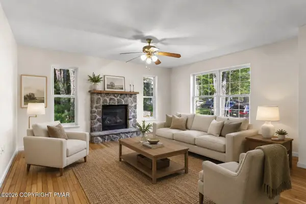 1229 Fern Drive, Pocono Summit, PA 18346