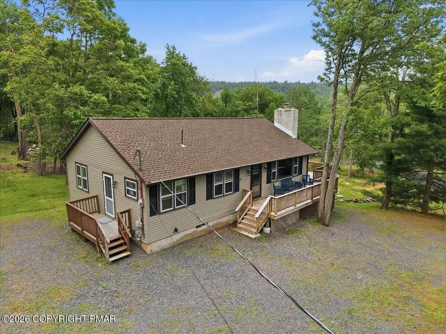 5 Chalet Court, Lake Harmony, PA 18624 - #2