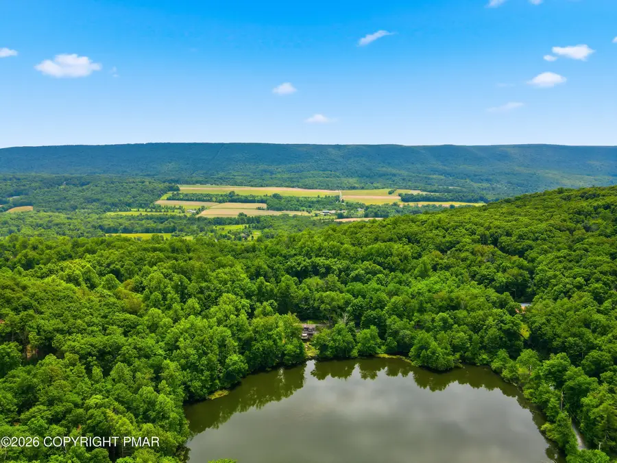 186 Quiet Valley Road, Stroudsburg, PA 18360 - #2