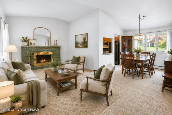 407 Colonial Drive, Stroudsburg, PA 18360