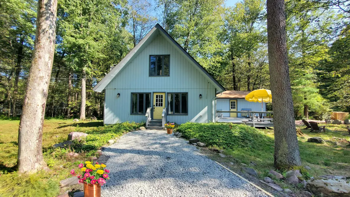 130 Sweet Briar Road, Pocono Pines, PA 18350 - #1