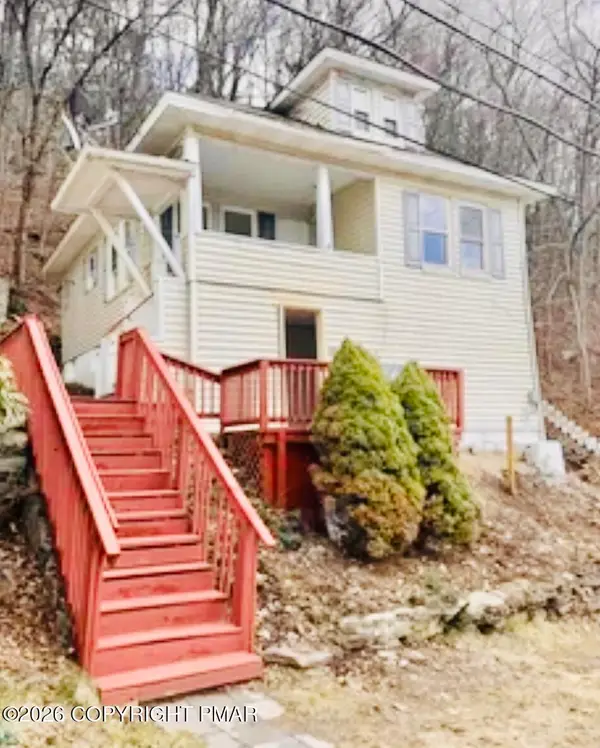 139 Cliff Street, Honesdale, PA 18431