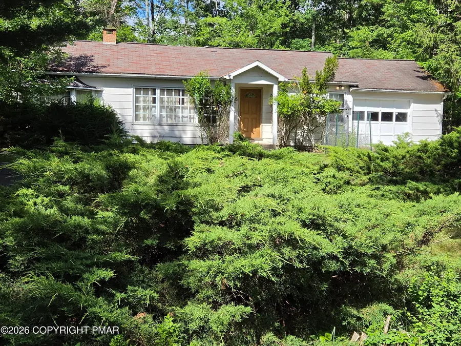 94 Chariton Drive, East Stroudsburg, PA 18301 - #3