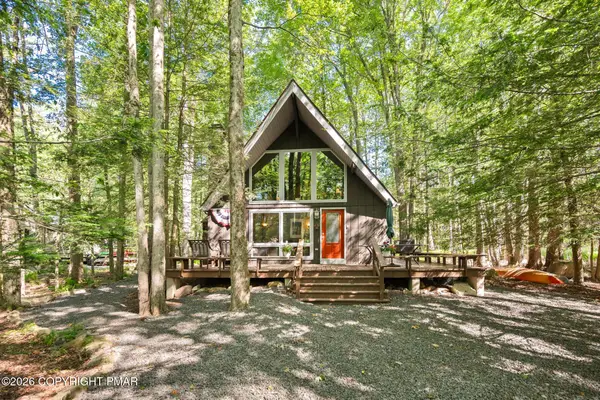 5599 Woodland Avenue, Pocono Pines, PA 18350