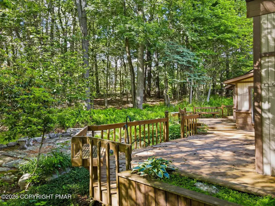 621 Glen Circle Drive, Tobyhanna, PA 18466 - #2